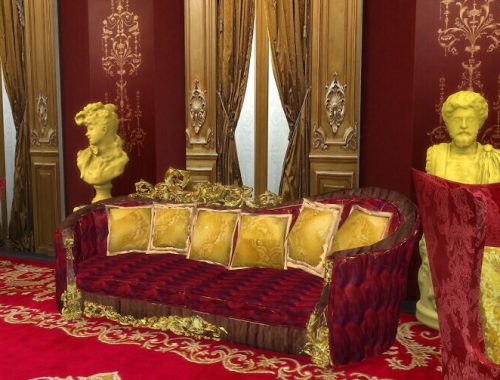 Magestic Gilded Couch