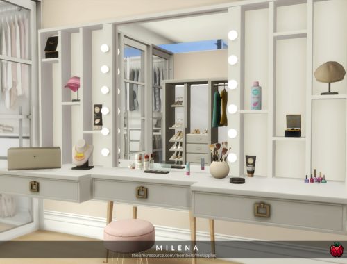 Milena closet