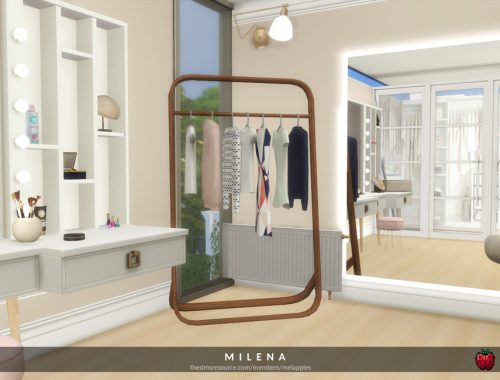 Milena closet