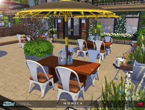 Monica restaurant - no cc