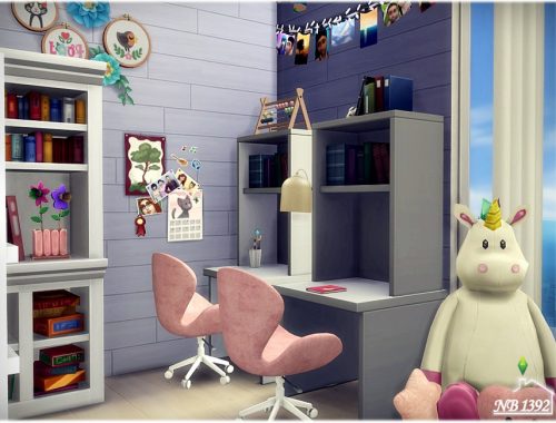 Simple Girls room