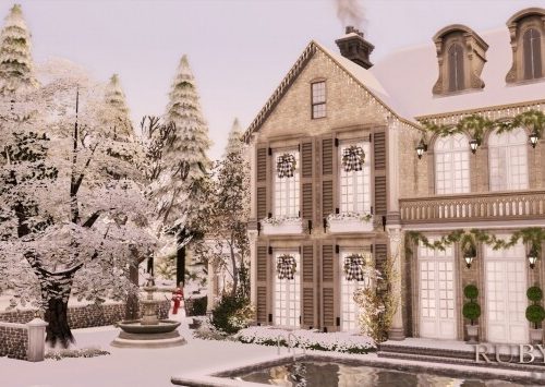 Snowy Christmas Home at Ruby Red