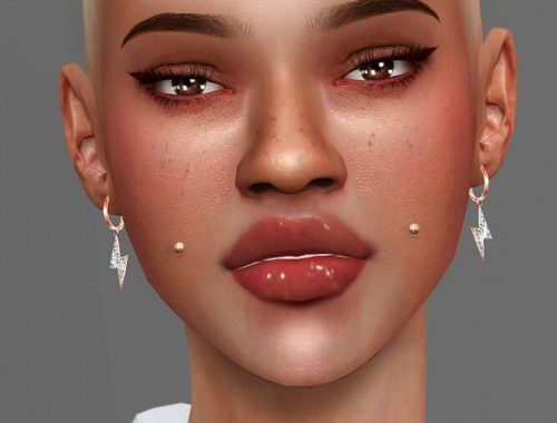 THUNDER Ear Piercing Set at Praline Sims