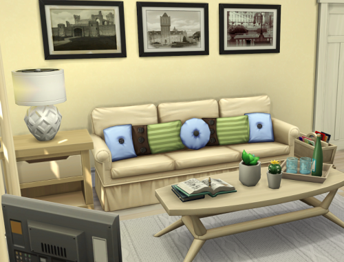 Tiny British Cottage // no CC