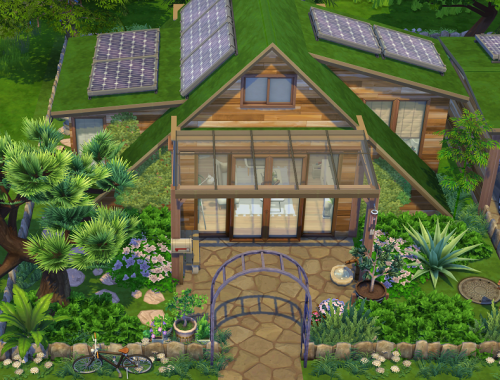Tiny Eco House // no CC