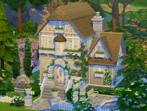 Tiny Spring Cottage- no CC