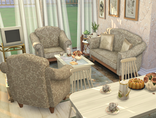 Vintage Living and Dining Room  // CC needed