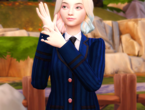 Enid Sinclair (Emma Myers)