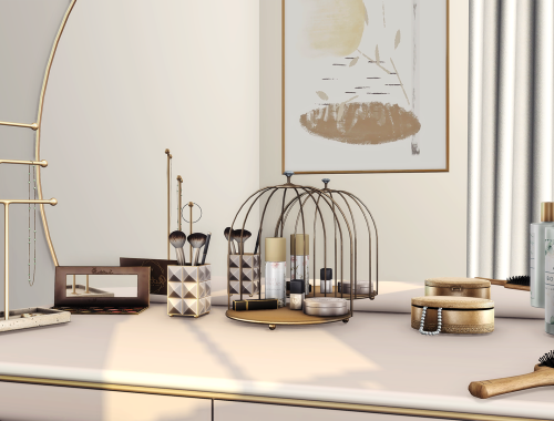 Deluxe Bedroom Clutter