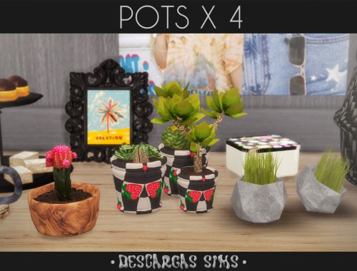 Pots x 4
