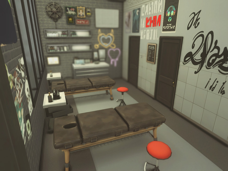 Tattoo Studio And Apartment - Image 11